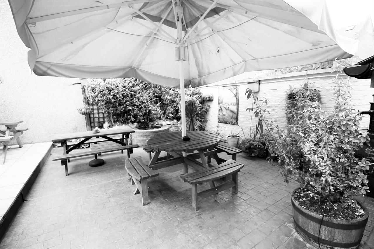 لندن Summerfield Pub & Boutique Rooms المظهر الخارجي الصورة